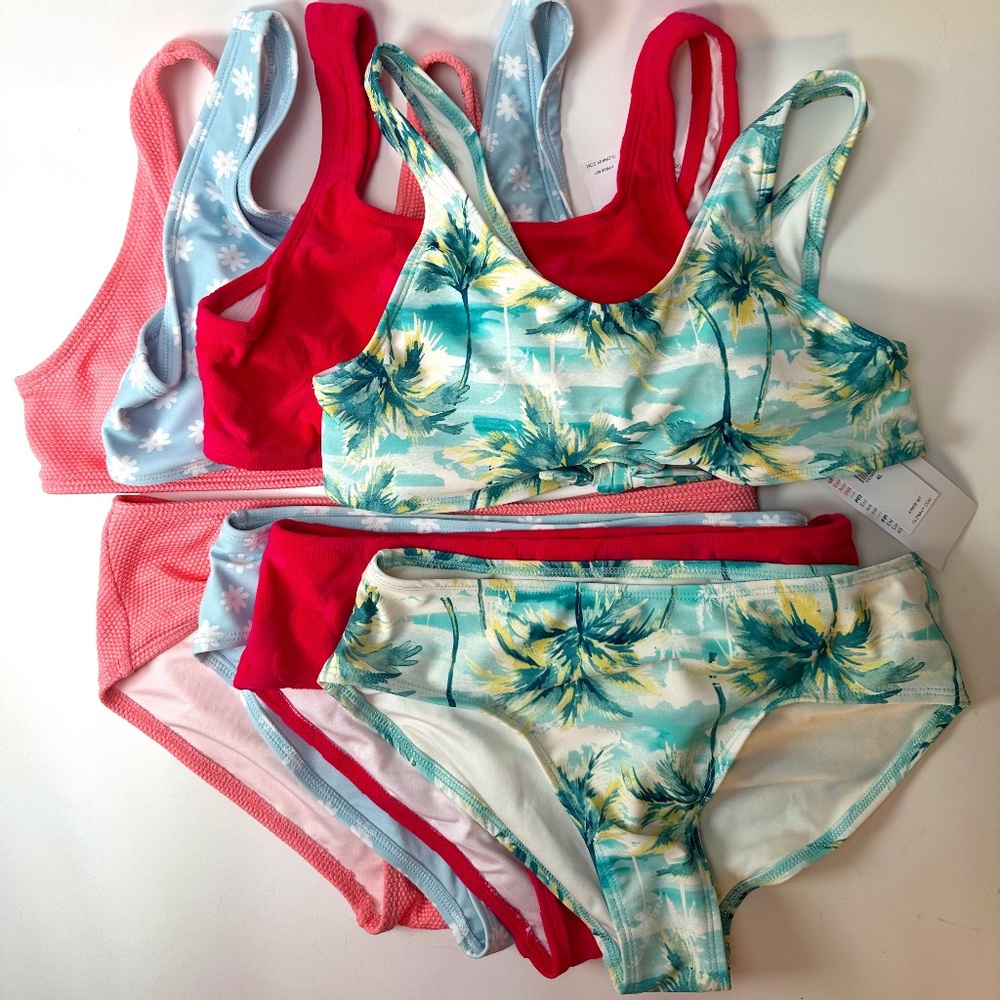 Bundle of four Old Navy Swimsuits - 3 XL, 1 XXL